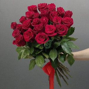 25 красных роз Эквадор